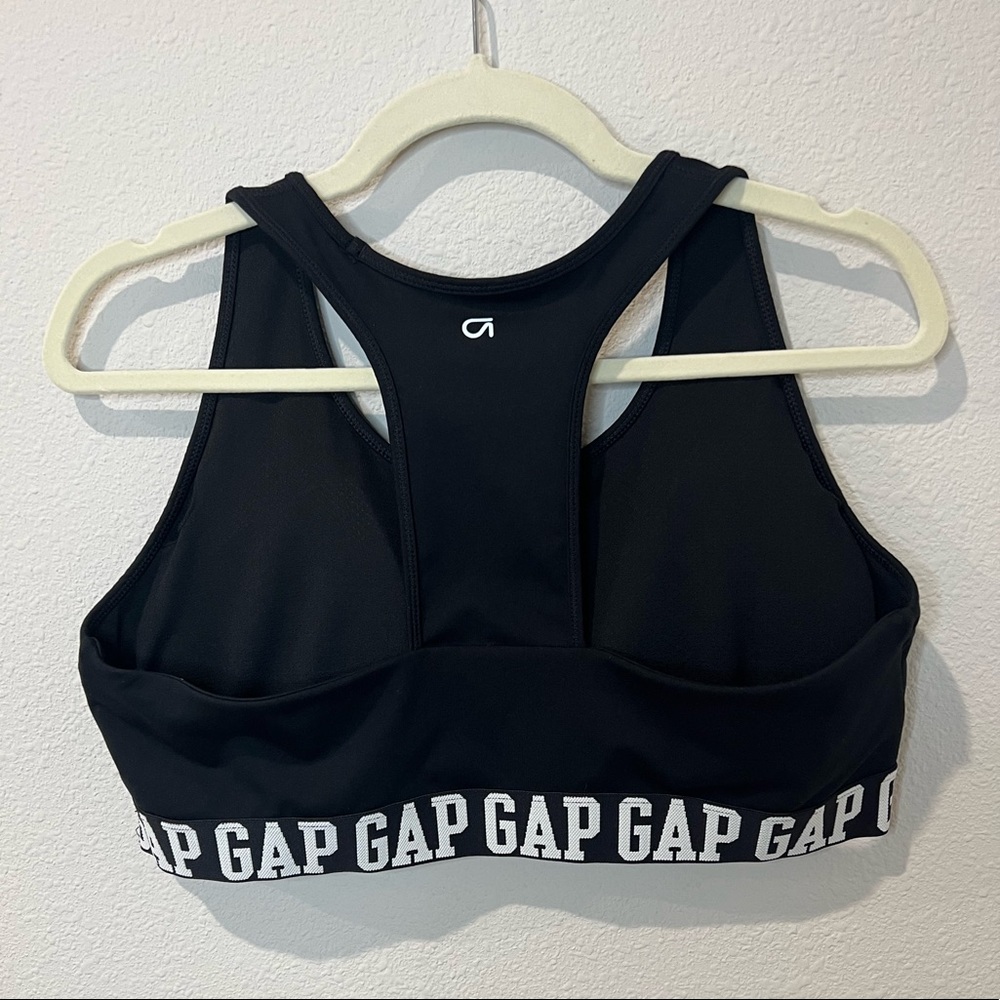 GapFit T-Back Sports Bra Black and White - Picture 6 of 11